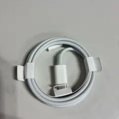 ケーブル Lightningケーブル