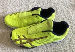 【値下】キッズ　アシックスフットサルシューズ（中古）