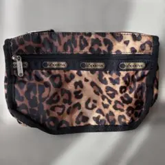 【新品未使用】LESPORTSAC ヒョウ柄ポーチ