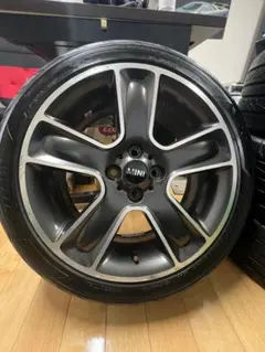 1個 MINI 17インチ7J +48 アルミホイール205/45R17タイヤ② 1個 MINI 17インチ7J +48 アルミホイール205/45R17タイヤ② - メルカリ