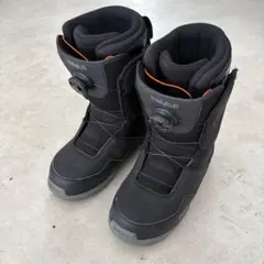 2025年最新】thirtytwo ブーツの人気アイテム - メルカリ