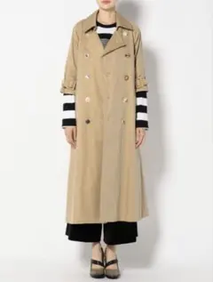 全新帶吊牌 Trinca un plus un 風衣 寶石鈕扣