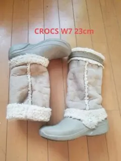 crocs クロックスバンド ウィンター ボアブーツベージュ w7サイズ23cm