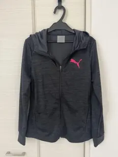 最終値下げPUMA フード付きジャケットとパンツセット