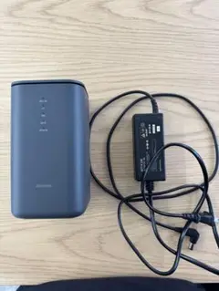 NTTドコモ HR02 ルーター 本体