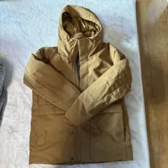 ユニクロ　ハイブリッドダウンコート　新品未使用