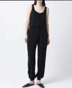 新品タグ付き　ONIT / パイル　クロップドノースリーブトップスのサムネイル