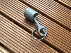 【70's ピストン キーホルダー】