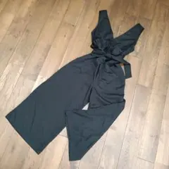 ブラックリボン付きオーバーオール