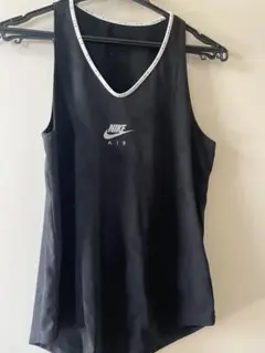NIKE タンクトップ　レディース　M