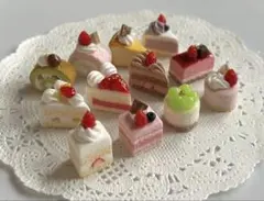ミニチュアケーキ★ミニチュアスイーツ★フェイクスイーツ★ブライス★シルバニア★A