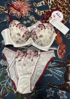 【新品未使用】ニッセン ブラジャー C75 ショーツ L 上下セット 花柄のサムネイル