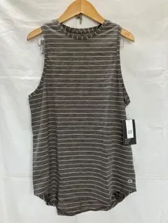 新品　Gap Fit　ギャップフィット フィットネス用タンクトップ　XSサイズのサムネイル