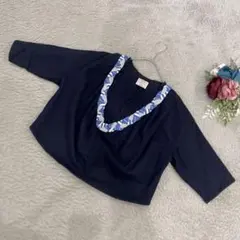 GALLEGO DESPORTES 七分袖トップス　Ｖネック　春秋　重ね着用