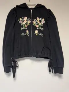 新品タグ付き♡chesty フラワー サテン ビジュー ブルゾン 近年タグ 大得価，正規品 美品♪チェスティchesty♪15SS完売♪フラワービジュー