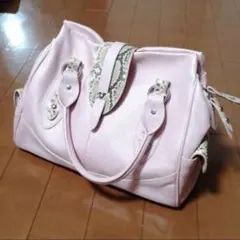 革製バッグ　ピンク ハンドバッグ スネーク柄アクセント