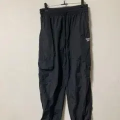 リーボック　しまむら　ナイロン　パンツ　ブラック　Ｌサイズ
