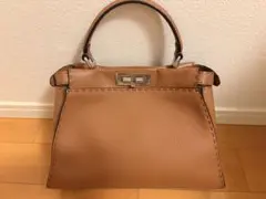 【美品/鑑定済】FENDIピーカブーセレリア　ミディアム　キャメル×シルバー金具のサムネイル