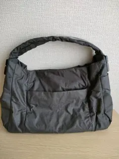 イアパピヨネ　ワンショルダーバッグ　ナイロン　グレー系のサムネイル