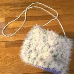 ファーポシェット　パールのショルダー付き　ハンドメイド