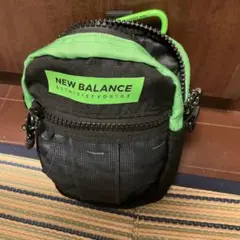 NEW BALANCE 小型ポーチのサムネイル