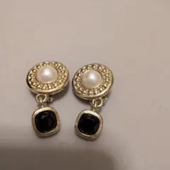 ヴィンテージGIVENCHYイヤリング訳あり