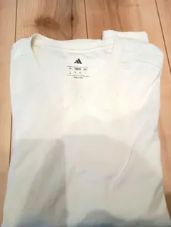 アディダス　トップス　３本ライン　Tシャツ　長袖　S　ホワイト