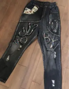 新品未使用　イージーパンツ　刺繍　デニム