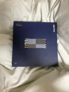 ENHYPEN BORDER: CARNIVAL UPver