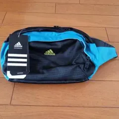 adidas ボディバッグ ブラック/シャープブルー SB517