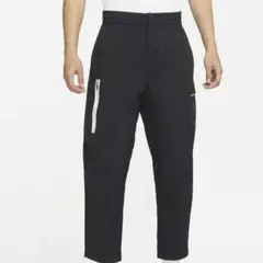 Nike ブラック カーゴパンツ ジッパーポケット付き