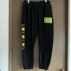 「新品」Ｌサイズ 未使用　 PUMA スウェットパンツ ブラック