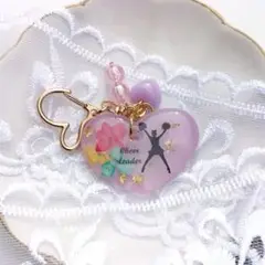 ⭐️チア キラキラかわいいハート型レジンキーホルダー✨️