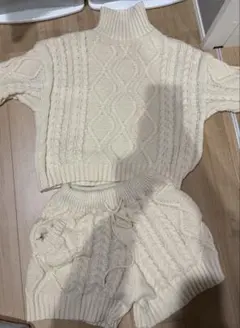 アイボリー ケーブル編み ニットセットアップ