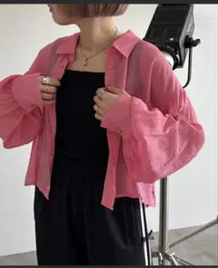 【apres jour mignon】クロップドシアーシャツのサムネイル