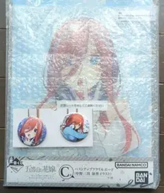 五等分の花嫁　中野三玖 バストアップアクリルボード&缶バッジ2個