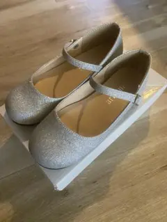 【美品】アリサナ　グリッターシルバー　ラメ　フォーマルシューズ　21㎝