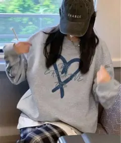グレー ハートプリント スウェット