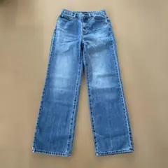 UNIQLO ワイドストレートジーンズ 23