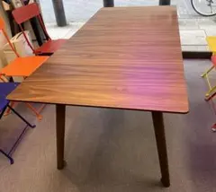 ウォールナット ダイニングテーブル