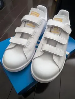 2025年最新】stan smith ベルクロの人気アイテム - メルカリ