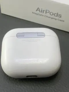 AirPods 第4世代 充電ケースのみ A3058 純正 中古 動作確認済み