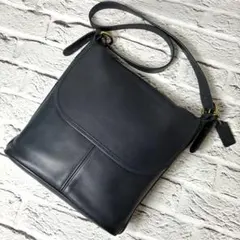 美品✨オールドコーチ グラブタンレザー チャーム付き 斜め掛け ショルダーバッグのサムネイル