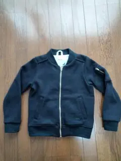 イッカ　ブルゾン130cm