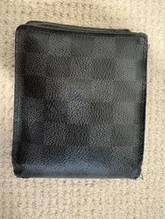 ルイヴィトン・ダミエ二つ折り財布 Louis Vuitton ブラック