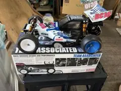 TeamAssociated RC10 KinwaldEdition OP多数のサムネイル