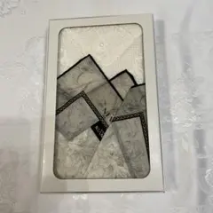 LANVINと白のレースのハンカチセットです。のサムネイル