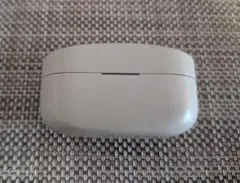 ソニーWF-1000XM4 プラチナシルバー 充電ケースのみ