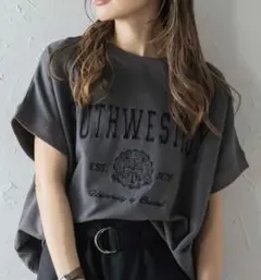 新品】BONJOUR SAGAN カレッジ刺繍ピグメントスウェットTシャツ - メルカリ