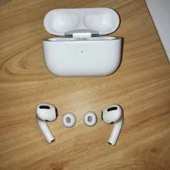 AirPods pro 第1世代 Lightning （左耳不調）